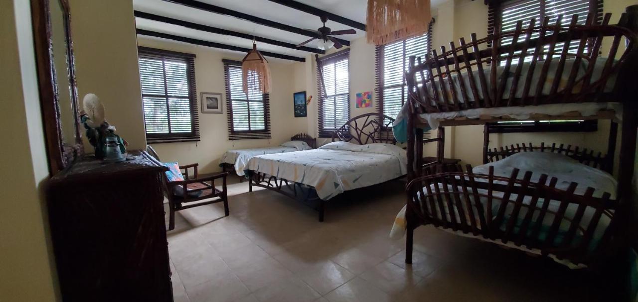 Ecologica El Faro Lodge