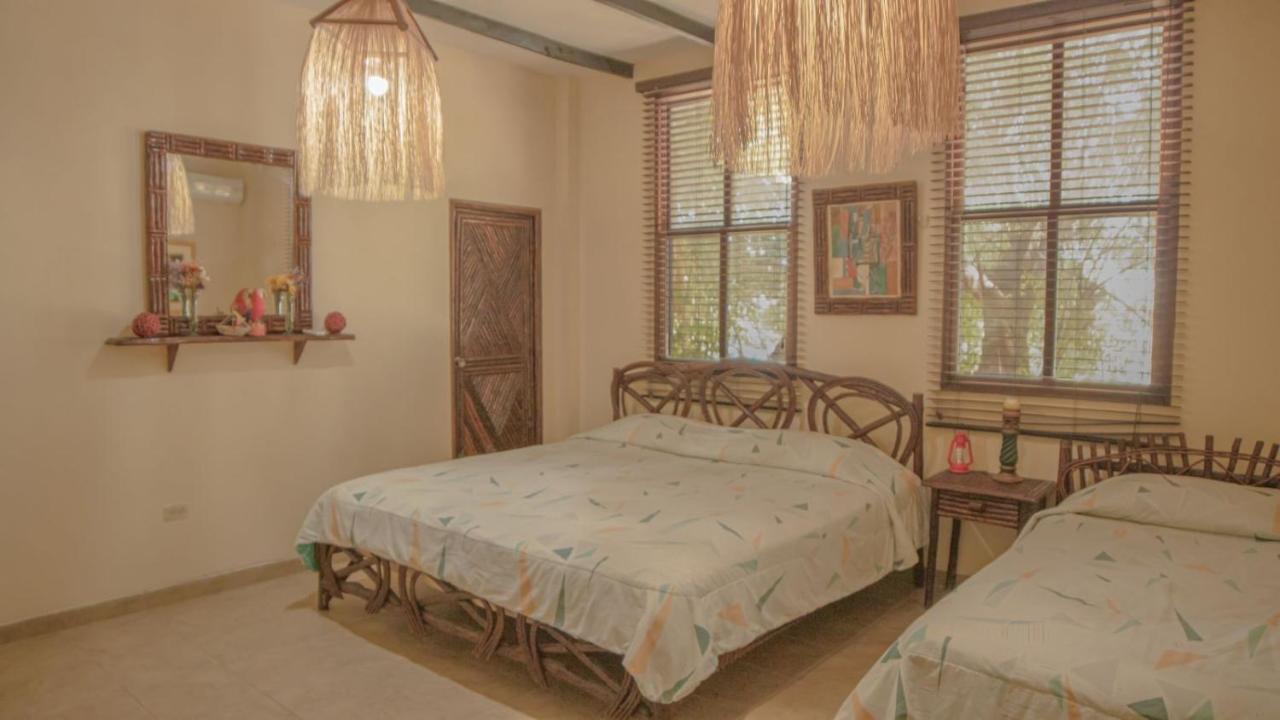 Ecologica El Faro Lodge